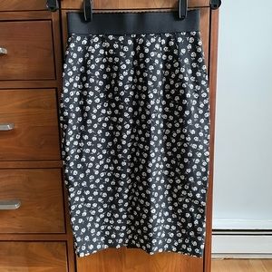Dolce & Gabbana Floral Midi Skirt in Black - Size IT40